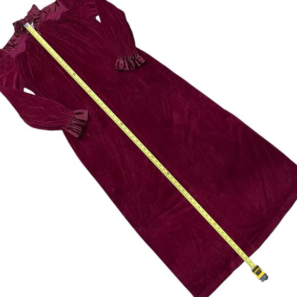 R. Michael Alan Velvet Robe Gown Housecoat Long Sleeves Victorian Edwardian VTG - Picture 9 of 10